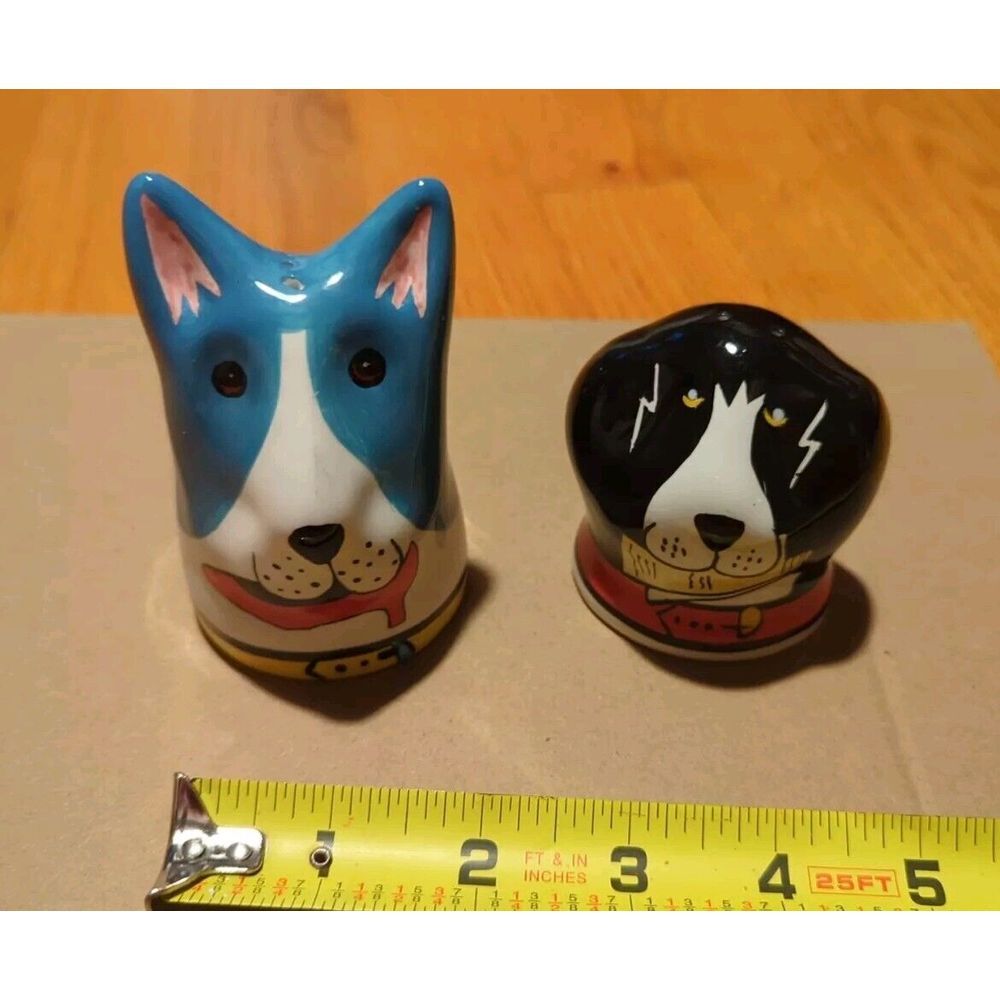 cat dog salt pepper shakers‎